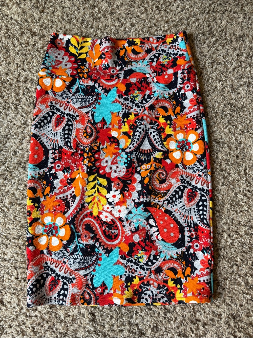 LuLaRoe Cassie skirt